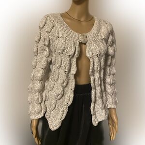 Chunky Two Button Cable Knit Open Front Sweater by ALPS. Women’s size Small